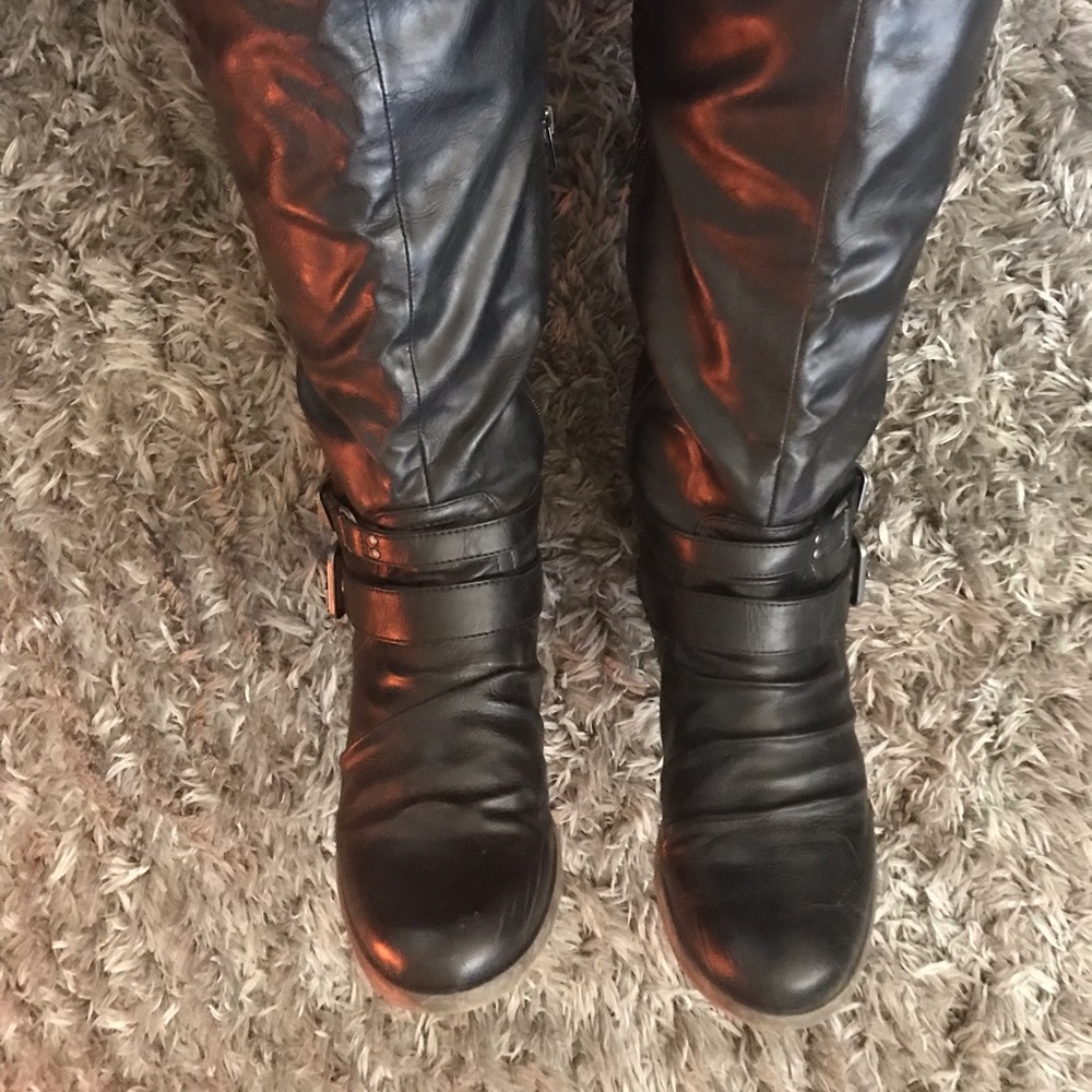 Carlos Santana black 8.5 wide calf knee-high boots